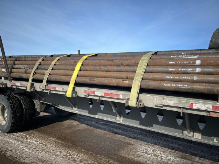 truckload-of-used-steel-pipe